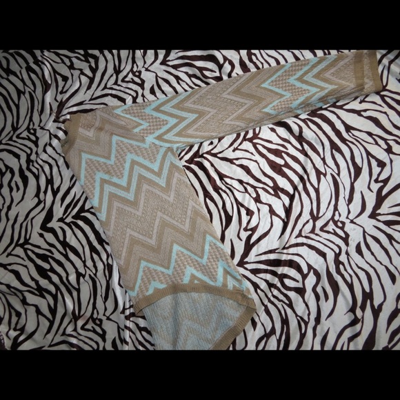 Abstract sweater - Picture 4 of 6